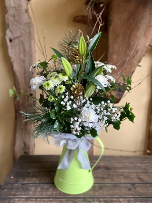 Gold & white Christmas flower Jug