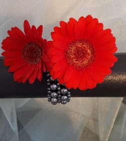 Simply Red Wrist Corsage COD4