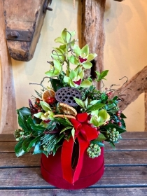 Christmas table arrangement