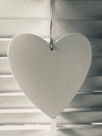 White wooden Heart